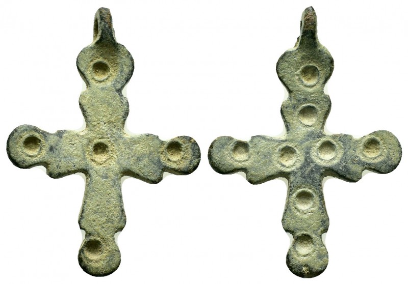 BYZANTINE EMPIRE.Cross.(Circa 9th-12th Century).Ae.

Condition : Very nice gre...