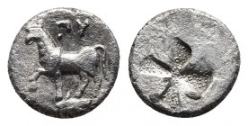 THRACE. Byzantion. Circa 340-320 BC. Drachm or siglos.
Obv: YΠY Heifer with front left leg raised, standing to left on a dolphin swimming to left. 
Re...