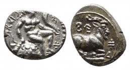 CYPRUS. Salamis. Evagoras I, circa 411-374 BC. Tetrobol.
Obv: 'e-u-wa-ko-ro' in Cypro-Syllabic Herakles seated right on rock draped with lion's skin, ...