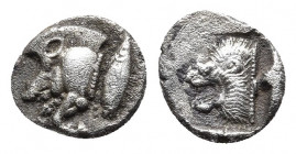 MYSIA, KYZIKOS AR Obol, ca 475 BC. 
Obv: Forepart of boar to left with on shoulder; behind, tunny fish.
Rev: Lion´s head with open jaws to left.
SNG P...