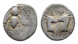 IONIA. Ephesos. Diobol (Circa 390-325 BC).
Obv: Bee.
Rev: EΦ. Confronted heads of stags.
SNG Kayhan I 194ff; SNG von Aulock 1835; SNG Copenhagen 242f....