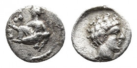CILICIA. Tarsos. Obol (Circa 389-375 BC).
Obv: Female kneeling left, tossing astralagoi.
Rev: Male head right.
Göktürk 17-8; SNG France 239.

Weight: ...