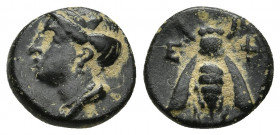 IONIA. Ephesos. Ae (Circa 375-325 BC).
Obv: Female head left, wearing mural-crown.
Rev: E - Φ. Bee.
SNG von Aulock 1839; SNG Copenhagen 256; BMC 68.

...