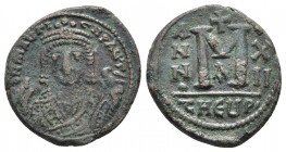 Mauricius Tiberius (582-602) AE Follis, Theoupolis (Antiochia), 593-594 AD.
Obv: d N MAURI C N P AUT - crowned bust of Maurice facing, wearing consula...