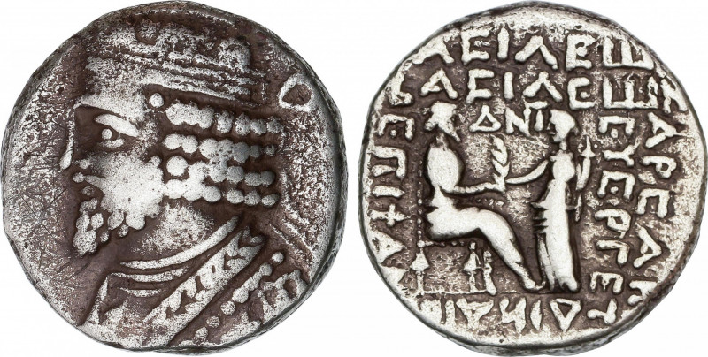 Tetradracma. 40-45 d.C. VARDANES I. PARTIA. Anv.: Busto diademado y acorazado a ...
