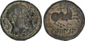 As. 120-20 a.C. SECAISA (BELMONTE DE GRACIÁN, Zaragoza). Anv.: Cabeza masculina a derecha, entre dos delfines. Rev.: Jinete con lanza a derecha, debaj...