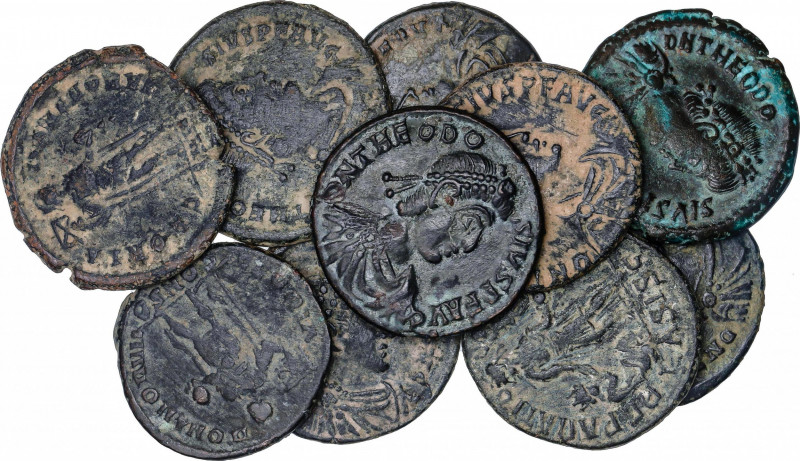 Lote 10 monedas Maiorina reducida 22 mm. Acuñadas el 378-388 a.C. TEODOSIO I. Re...