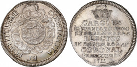 Medalla. 1711. FRANKFURT. Anv.: CONSTANTIA ET FORTITUDINE. Coronación de Carlos VI (Carlos III Pretendiente al trono de España). Rev.: CAROLVS / HISPA...
