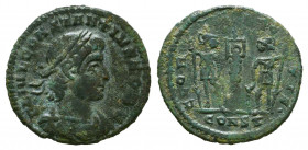 Constantius II (337-347), Follis , Constantinople .



Weight: 1,2 gr
Diameter: 16 mm