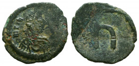 TIBERIUS II CONSTANTINE (578-582). AE Pentanummium. Constantinople.



Weight: 2 gr
Diameter: 19,1 mm