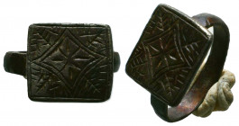 Lovely Decorated Crusaders Silver Ring
CIRCA 11th - 12th CENTURY A.D.
Reference:
Condition: Very Fine 



Weight: 6,4 gr
Diameter: 24 mm