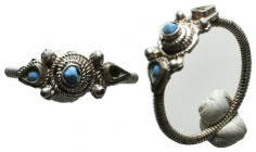 Wearable Byzantine Silver Ring, c. 7th-12th century AD.

Reference:
Condition: Very Fine




Weight: 2,5 gr
Diameter: 26,3 mm