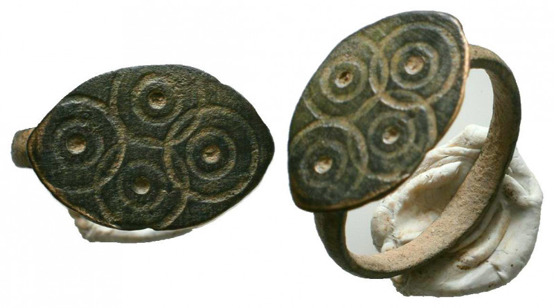 Byzantine Evel Eye Ring c. 7th-12th century AD.
Reference:
Condition: Very Fin...