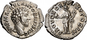 (161 d.C.). Marco Aurelio. Denario. (Spink 4925 var) (S. 507) (RIC. 22). Grieta. 3,14 g. (EBC).