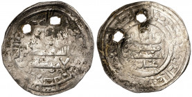 Califato. AH 368. Hixem II. Al Andalus. Dirhem. (V. 503). Dos perforaciones de época. 4,58 g. MBC-.