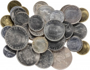 1975 a 1980. Juan Carlos I. Lote de 42 monedas en diferentes valores, metales y fechas. A examinar. S/C-/S/C.