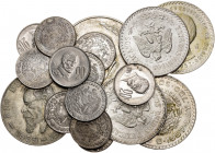México. Lote de 17 monedas, seis en plata. A examinar. MBC/S/C.