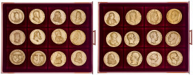 Serie de 24 medallas, de la colección completa de la Casa Calicó, con los bustos de los diferentes reyes de España, desde los Reyes Católicos hasta Ju...