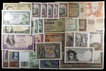 Lote de 40 billetes españoles. Muy interesante. A examinar. BC/S/C.