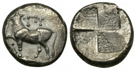 (Silver.3.77 g. 16 mm)THRACE. Byzantion. Drachm (Circa 387/6-340 BC). AR
Bull standing left on dolphin left; monogram to left and above.
Rev: Stippl...