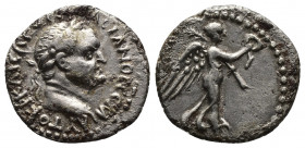 CAPPADOCIA (1,62g, 15mm) Caesaraea, Vespasian (69-79) AR Hemidrachm
Obv: ΑΥΤΟΚΡ ΚΑΙϹΑΡ ΟΥƐϹΠΑϹΙΑΝΟϹ ϹƐΒΑ - laureate head of Vespasian, right
Rev: Ni...