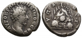 CAPPADOCIA (6,59g, 21mm) Caesaraea, Marcus Aurelius (161-180) AR Didrachm, Issue: Marcus and Verus, co-emperors (161-166)
Obverse: ΑΥΤΟΚΡ ΑΝΤⲰΝƐΙΝΟϹ ...