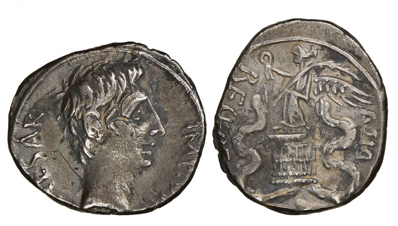 Augustus 27 BC - 14 AD 
Quinarius, Rome, AG 1.64 g. 
Avers : CAESAR IMP VII, bar...