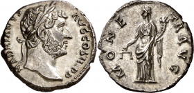 (137 d.C.). Adriano. Denario. (Spink 3507 var) (S. 966) (RIC. 256). Bella. 3,52 g. EBC.