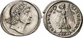 (330-333 d.C.). Constantino I. Constantinopla. Siliqua. (Spink 15849 var) (S. falta) (RIC. falta). Atractiva. Ex Helios Numismatik 12/12/2011, nº 942....