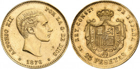 1876*1961. Franco. DEM. 25 pesetas. (AC. 175). Acuñación de 300 ejemplares. Leves rayitas. Muy rara. 8,05 g. S/C-.