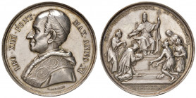Roma. Leone XIII (1878-1903). Medaglia anno XI (1888) AG gr. 35,36 diam. 44 mm. Opus Francesco Bianchi. Per il Giubileo sacerdotale del pontefice. Bar...