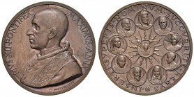 Roma. Pio XII (1939-1958). Medaglia anno IX (1947) AE gr. 38,35 diam. 44 mm. Opus Aurelio Mistruzzi. Per le Canonizzazioni del 1946 e 1947. Bartolotti...