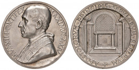 Roma. Pio XII (1939-1958). Medaglia anno XIV (1952) AG gr. 37,22 diam. 44 mm. Opus Aurelio Mistruzzi. Per il ritrovamento della tomba di S. Pietro. Ba...