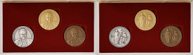 Roma. Francesco I (2013-). Trittico di medaglie dell'anno I/2013 AV gr. 60,25 diam. 44 mm., AG gr. 40,00 diam. 44 mm, AE gr. 39,48 diam. 44 mm. Opus M...