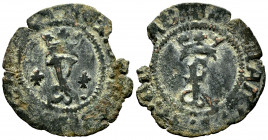 Catholic Kings (1474-1504). Blanca. (Cal-no cita). Ae. 1,02 g. Without mintmarks. I between fleurs de lis. Probably from Toledo. Of the highest rarity...
