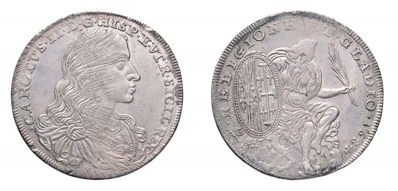 NAPOLI Carlo II di Spagna (1674-1700) Mezzo Ducato 1684 Ag Gr 14. Mir. 295/1; P....