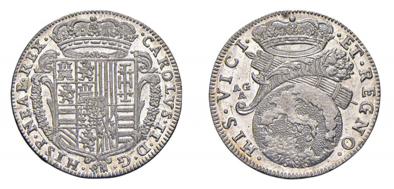 NAPOLI Carlo II di Spagna (1674-1700) Tarì 1686 Ag Gr 5,6. Mir. 298/5; P.R. 13. ...