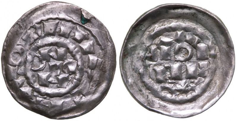 Milano, Enrico III, IV, V (1039-1125) Denaro - Cfr. Biaggi 1411 - Ag. - gr. 1,16...