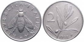Monetazione in lire - 2 lire 1958 - D/ REPVBBLICA ITALIANA, ape R/ Ramo di ulivo - Gig 334 - Mont. 07 IT - raro (R) - Perizia Gaudenzi 
SPL+
Spedizi...