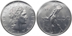 Monetazione in lire - 50 lire 1975 "7 uncino e 5 lungo" D/ REPVBBLICA ITALIANA testa coronata - R/ Vulcano all' incudine - Gig 164a - AC - non comune ...