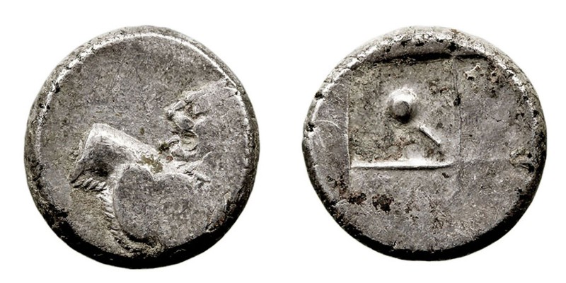 MONEDAS ANTIGUAS
CHERRONESOS
Hemidracma. AR. (400-350 a.C.). A/León con la cab...