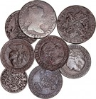 MONARQUÍA ESPAÑOLA
ISABEL II
Lote de 8 monedas. AE. 8 Maravedís (2), 2 1/2 Céntimos (4), 10 Céntimos 1860, 3 Cuartos 1844. BC+ a RC