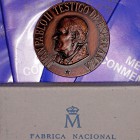 MEDALLAS
Lote de 6 medallas. AE. Exposición Carlos III y la Casa de la Moneda 1988 FNMT (en su estuche original), Exposición Rumbo al 92, Sevilla 198...