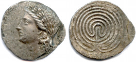 Greek
CRÈTE - CNOSSOS 320-300
Tête laurée d’Apollon. [O X ]. R/. KNΩ/[]-I/[ΩN]. 
Labyrinthe circulaire.
Svoronos pl.II, 18 n° 96
Tétradrachme en ...