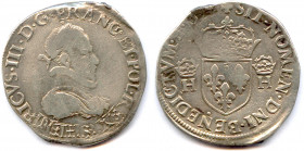 France Royales
HENRI III 1574-1589
HENRICVS. III. D. G. FRANC. ET. POL. REX. Son buste lauré 
au col plat. Lettre d’atelier sous le buste. Point 14...