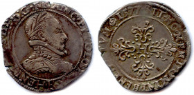 France Royales
HENRI III 1574-1589
HENRICVS. III. D. G. FRANC. ET. POLO. REX. Dessous, lettre 
d’atelier B. Buste lauré et cuirassé avec le col pla...