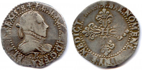 France Royales
HENRI III 1574-1589
(étoile) HENRICVS. III. D. G. FRANC. ET. POL. REX. 
Dessous, lettre d’atelier E. Buste lauré et cuirassé avec le...