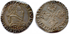 France Royales
HENRI III 1574-1589
HENRICVS. III. D (deux croissants) G. FRANC. ET. POL. REX. 
Dessous, Millésime entre deux points. Buste lauré et...