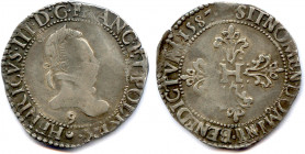 France Royales
HENRI III 1574-1589
HENRICVS. III. D: G. FRANC. ET. POL. REX. Dessous, lettre 
d’atelier. Croissant pointé en début de légende, marq...