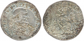 VATICAN
VATICAN - SIXTE V 1585-1590
SIXTVS.V.PONT.MAX. Son buste à droite. 
R/. HINC FIDES ET FORTITVDO. Felsina en habits 
militaires assise sur ...